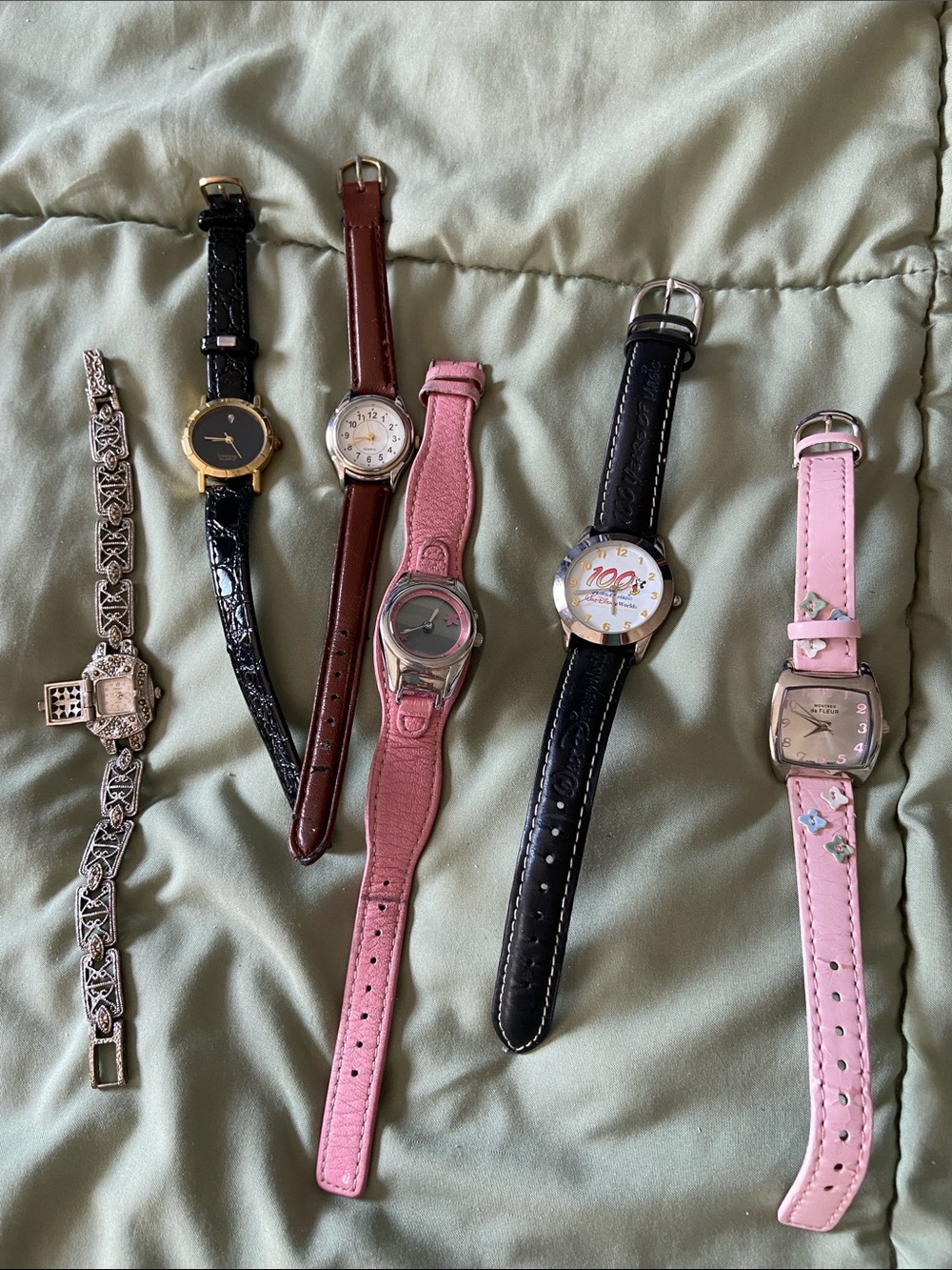 Lot of non working quartz watches